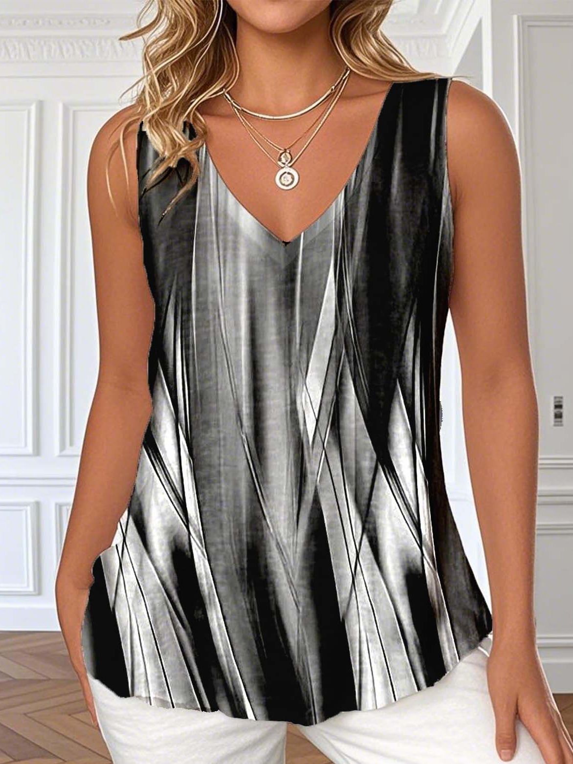 V Neck Casual Gradient Pattern Loose T-Shirt