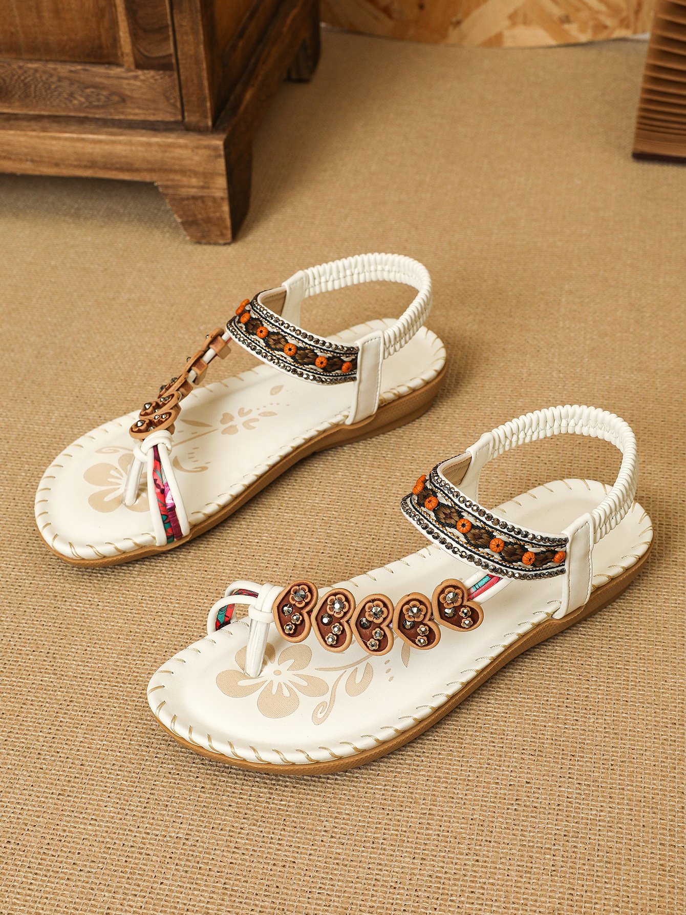 Bohemian Ethnic Style Women's Shoes Summer Fashion Beach Flat Sandals Beaded Diamond Flip Flops Sandals