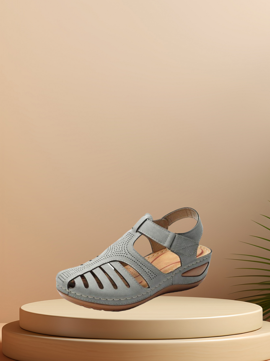 Retro Baotou Sandals For Women Summer New Hole Shoes Thick Bottom Round Toe Wedge Heel Octopus Sandals