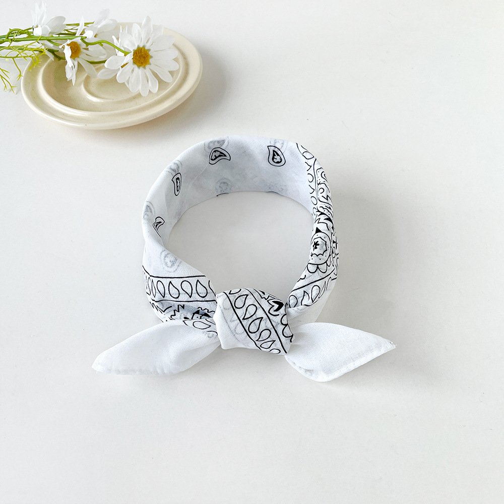 European and American hip-hop silk scarf for women 50cm cotton and linen small square scarf new style niche personality cashew print headscarf waist scarf