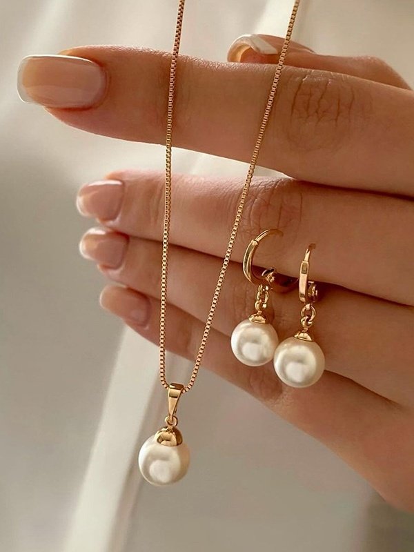 Jewelry Fashion Pearl Pendant Alloy Light Luxury Pearl Earrings Earrings Necklace Set Two-piece Necklace