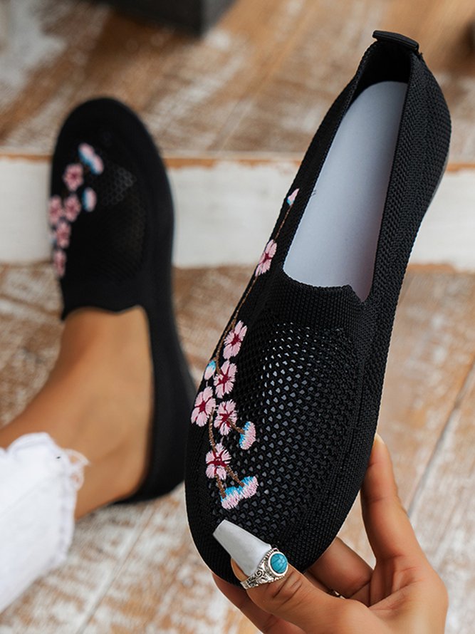 Floral Embroidery Breathable Mesh Fabric Flat Loafers
