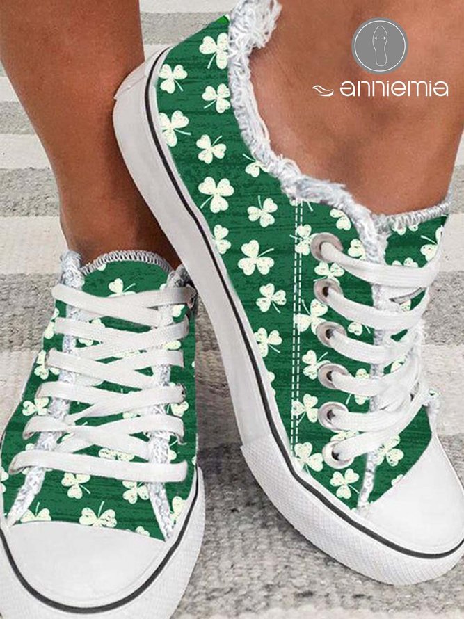 Shamrock Print Green Canvas Shoes